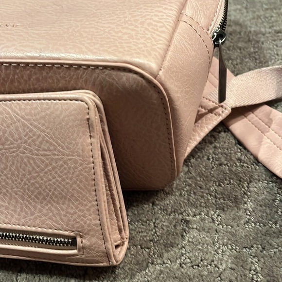 Matt & Nat backpack and wallet - Picture 7 of 8